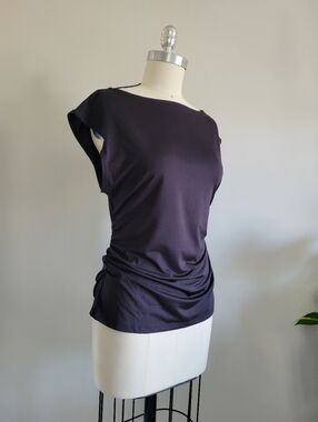 H&M black stretch sleeveless boat neck top with gathered side seams